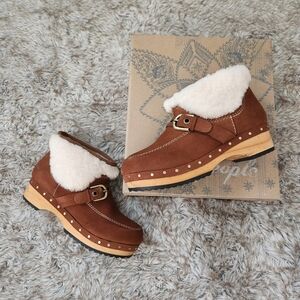 Free People Oak Genuine Shearling Clog Boots Vintage Tan Brown‎ Women's 7.5